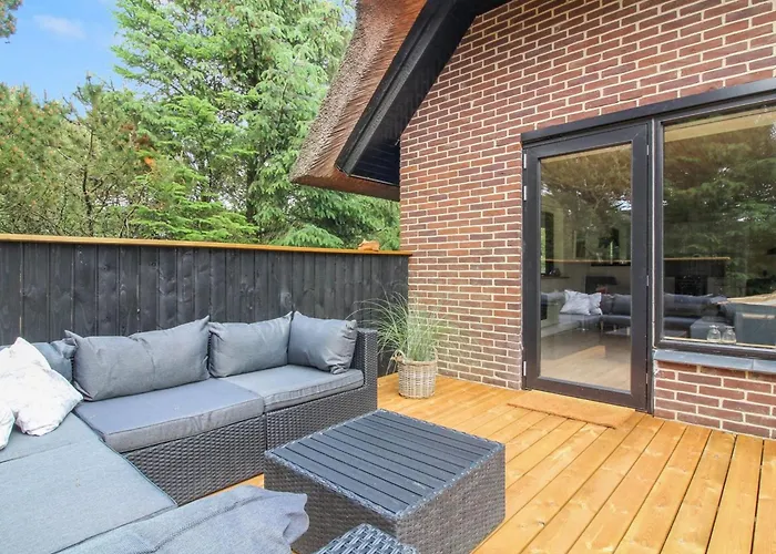 Gunkil - 800m From The Sea By Interhome 別荘